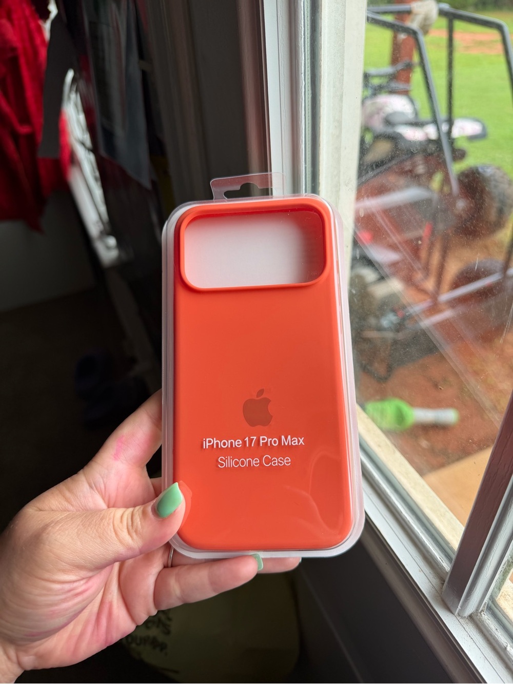 Apple iPhone 17 Pro Max Silicone Case - Coral Orange